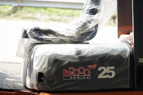 Xe Nâng Dầu 2.5 Tấn Heli H2000 Series