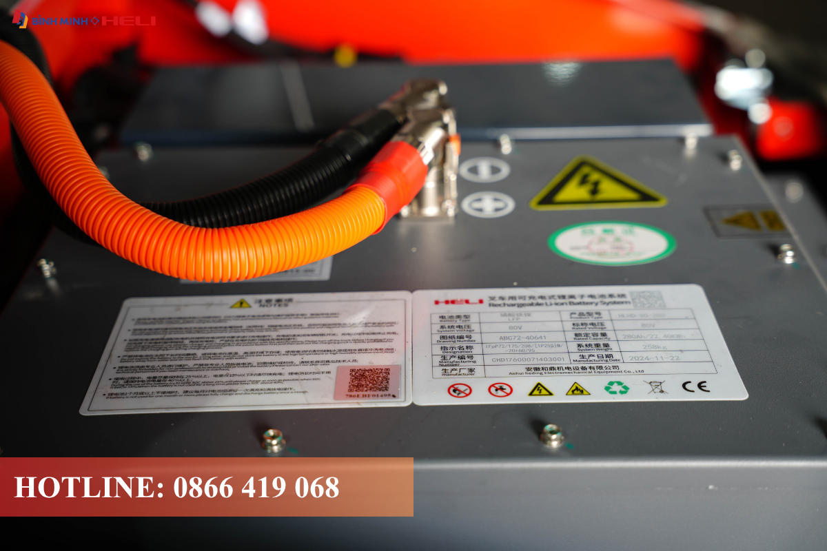 Pin Lithium xe nâng điện Heli 3 tấn