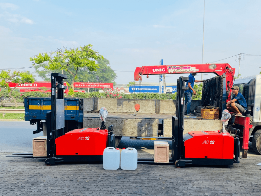 Xe Nâng Tay Đối Trọng 1.2 Tấn Heli