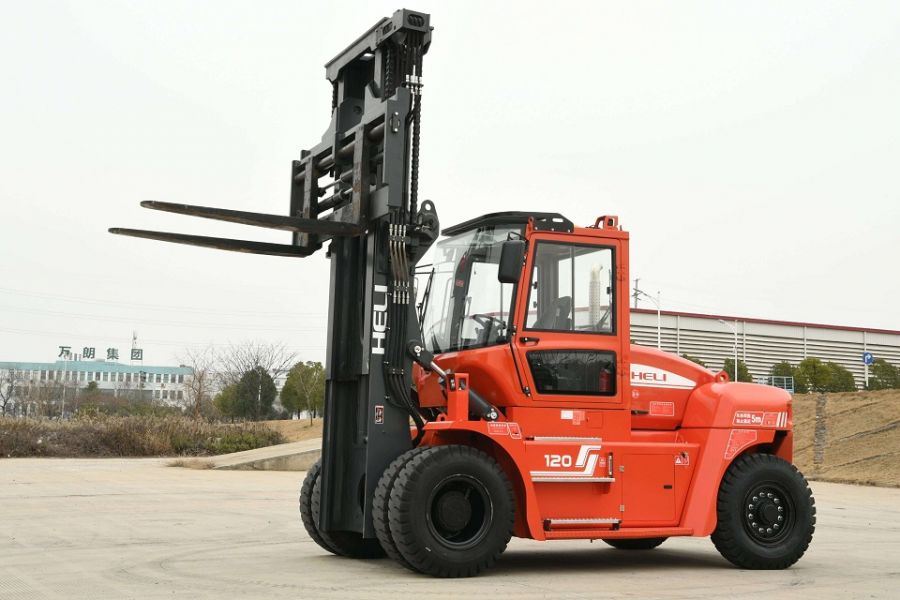 Xe Nâng 12-13.5 Tấn Heli