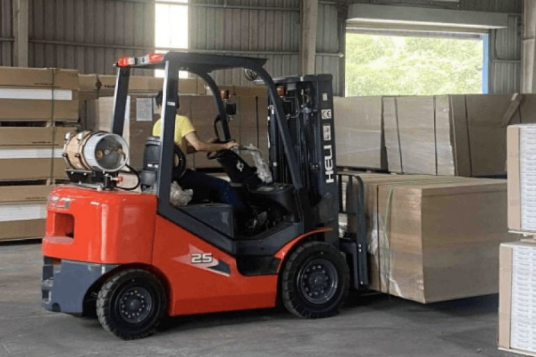Xe Nâng Xăng Gas 2-3.5 Tấn Heli