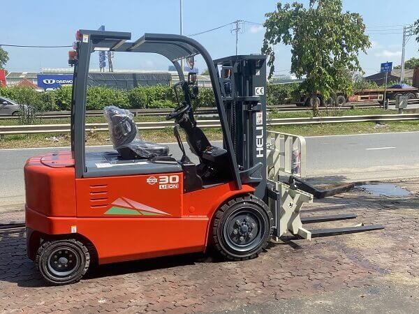 Xe Nâng Gật Gù