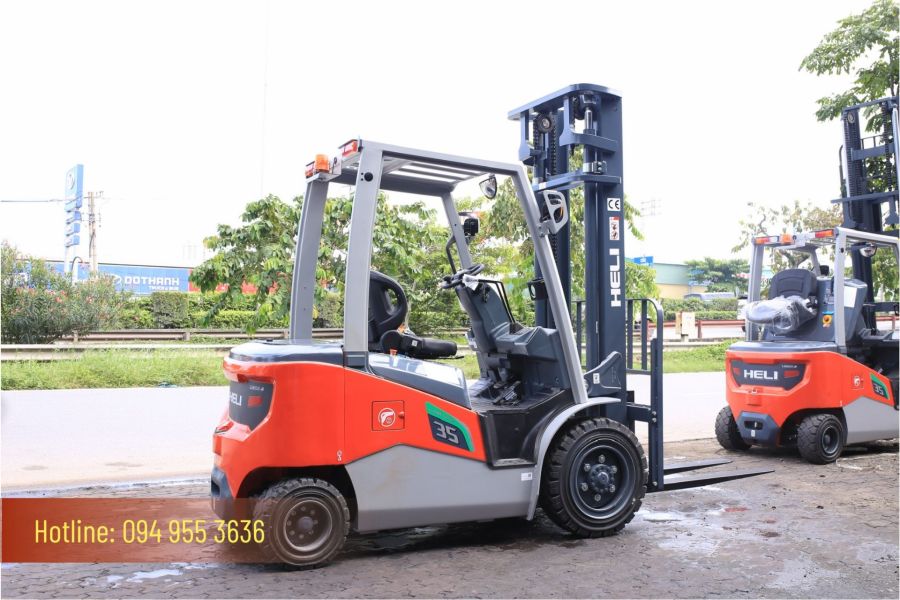 Xe Nâng Điện Lithium 3.5 Tấn Heli