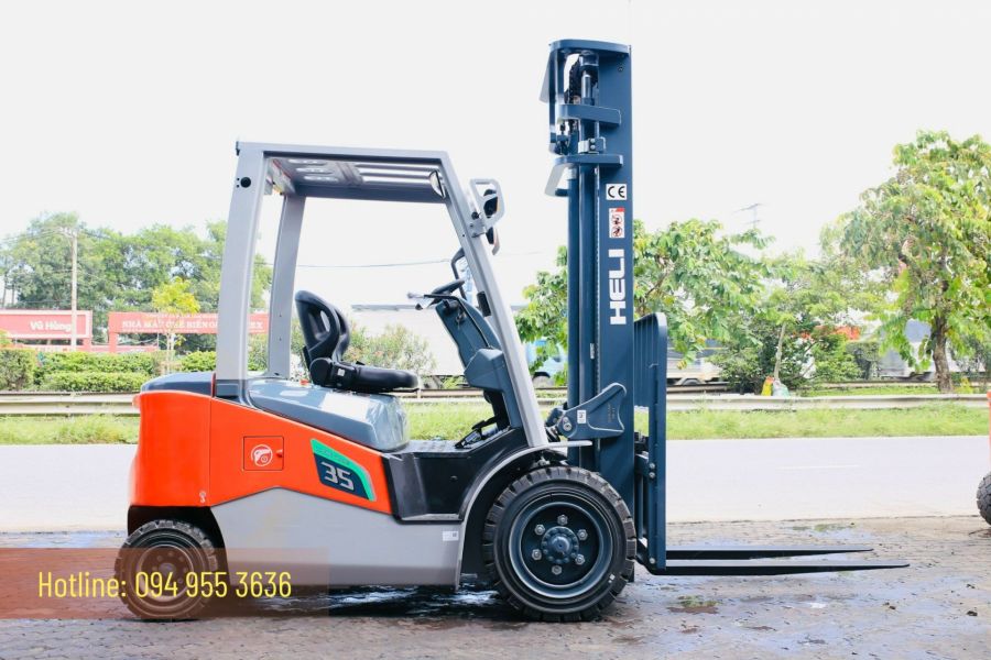 Xe Nâng Điện Lithium 3.5 Tấn Heli