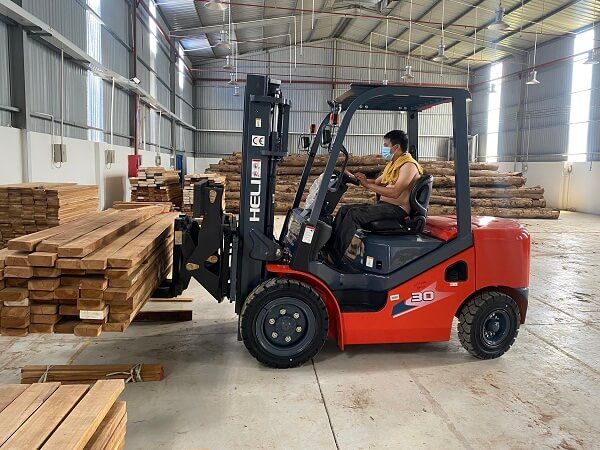 Xe Nâng Dầu 3 Tấn Heli H3 Series