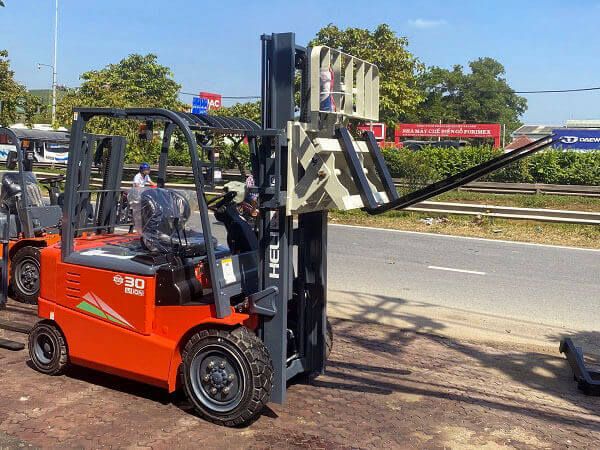 Xe Nâng Gật Gù