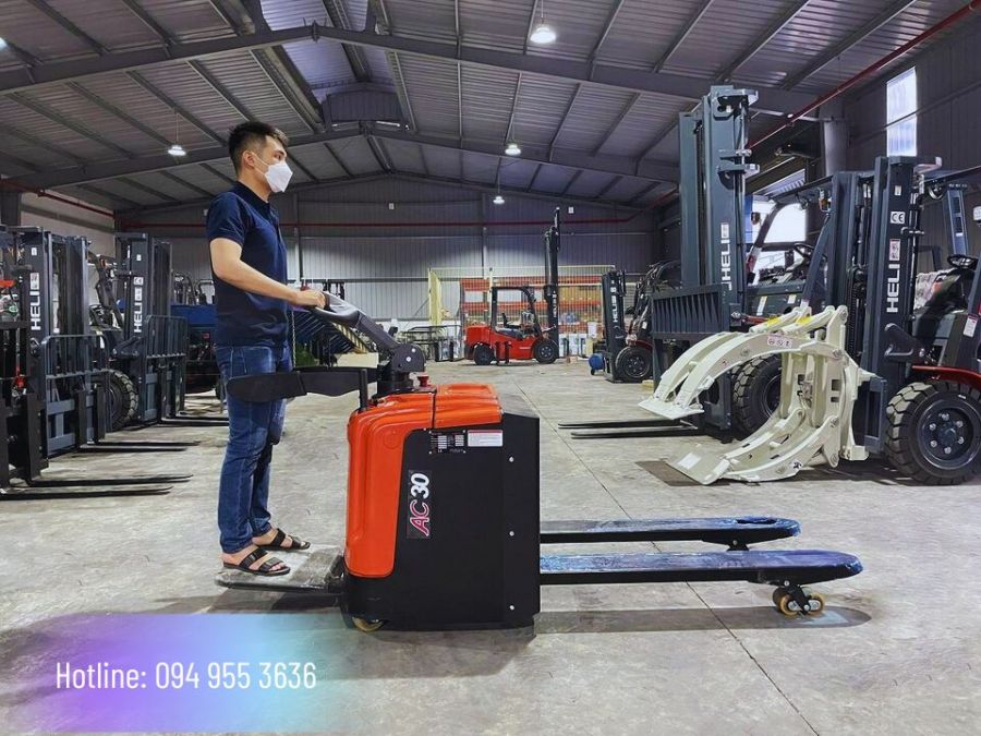 Xe Nâng Tay Điện 3 Tấn Heli CBD30J-RLi