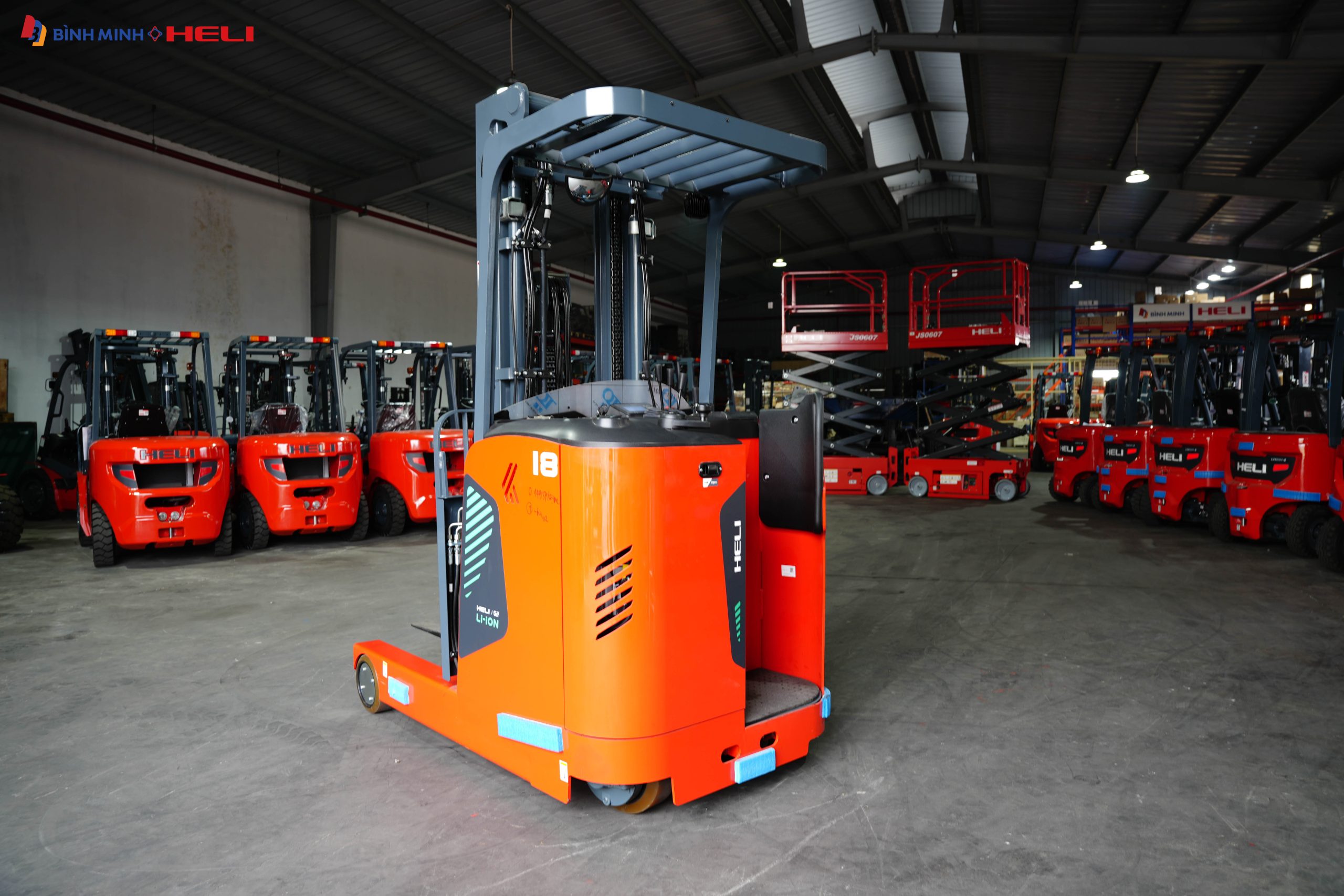 Xe nâng điện Reach Truck HELI