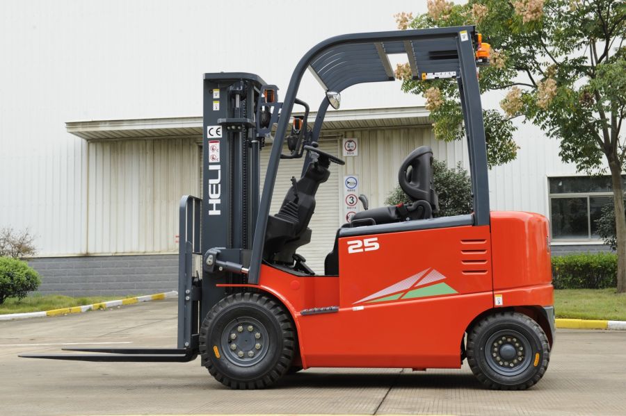 Xe Nâng Điện 2.5 Tấn Heli